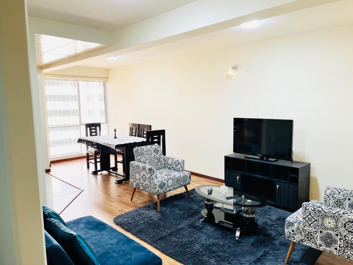 Appartamento Moderno Y Comodo Apartamento Con La Mejor Ubicacion En Sopocachi La Paz Esterno foto